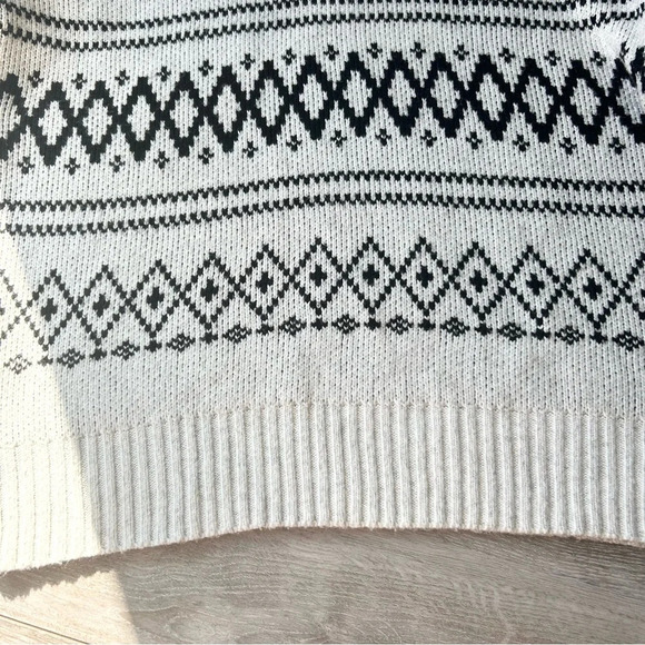 JOlE Turtle Neck Fair Isle Sweater - Picture 7 of 16